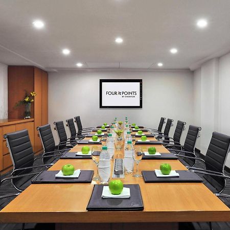 Four Points By Sheraton Hotel And Serviced Apartments Пуна Бизнес фото
